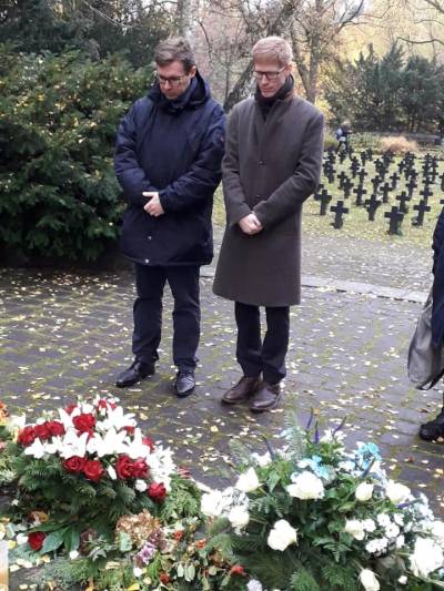 Gedenken an alle Opfer von Krieg und Gewalt