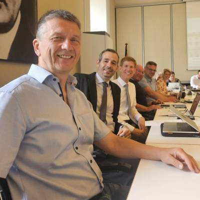 Frhliche Gesichter bei den heutigen Vertretern der CDU-Fraktion Berlin kurz vor Beginn der Sitzung des Ausschusses fr Gesundheit und Pflege im Abgeordnetenhaus Berlin am 27. Mai 2024.