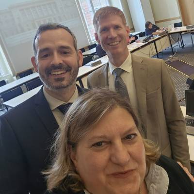 Am 2. Juli 2025 diskutierten wir auf der Sitzung des Rechtsausschusses im Abgeordnetenhaus Berlin unter anderem �ber die Zukunft des Verbraucherschutzes und die Ergebnisse der Verbraucherschutzministerkonferenz 2025. Besonders erfreulich waren f�r uns die Schwerpunkte der Senatsverwaltung f�r Justiz und Verbraucherschutz bei dieser Konferenz.